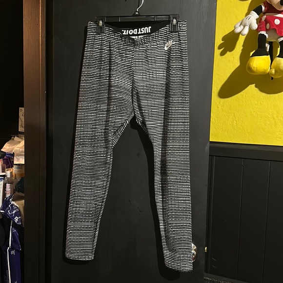 Nike Leggings sz L - Picture 2 of 6